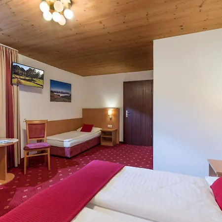 Bed & Breakfast Haus Lukas Hopfgarten im Brixental